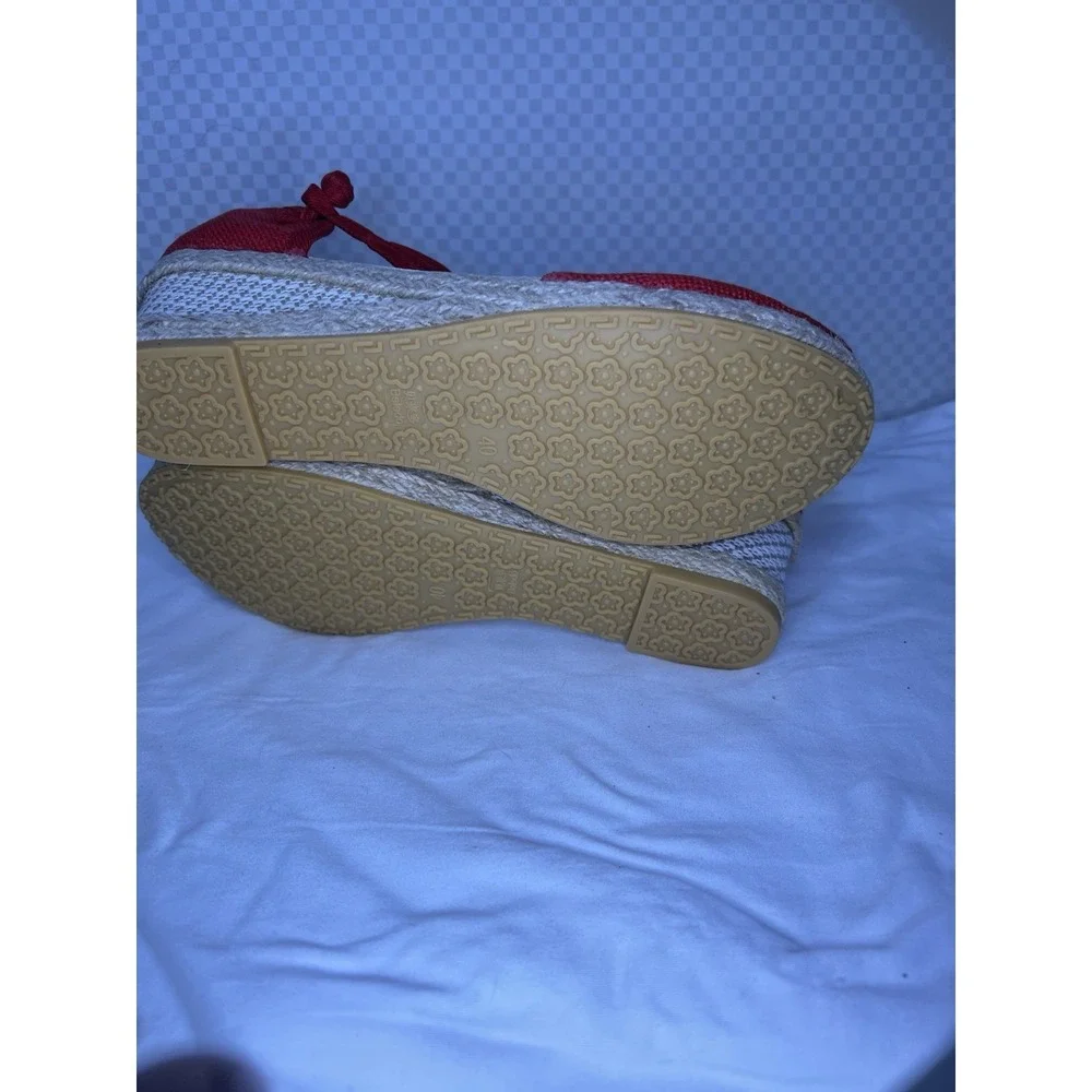 Platform sandals for women Red, semi-circular toe size 40/ 8 brand Baledo